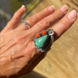 Native American Vintage Sterling Silver  Turquoise Ring with Coral Accents